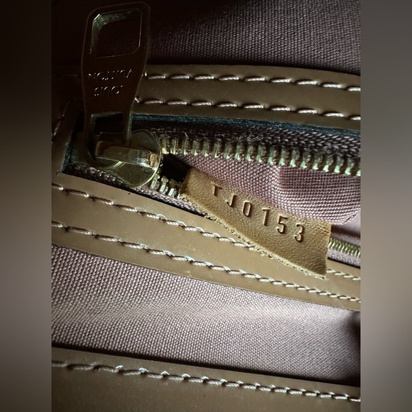 Louis Vuitton Catalina BB Monogram beige w/COA - Picture 14 of 14